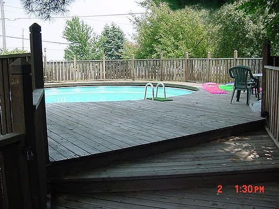 2nd image of 10 Sunrise Ct
