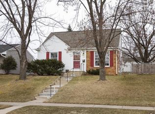 2805 Quebec Ave S, Saint Louis Park, MN 55426