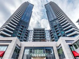 7161 Yonge St