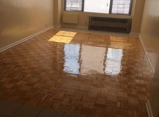 16633 89th Ave APT 8C, Jamaica, NY 11432