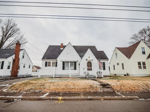 1110 36th St, Parkersburg, WV 26104