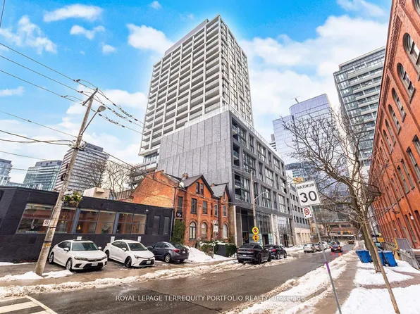 55 Ontario St #309, Toronto, ON M5A 0T8