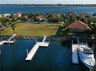 804 Riviera Dunes Way, Palmetto, FL 34221