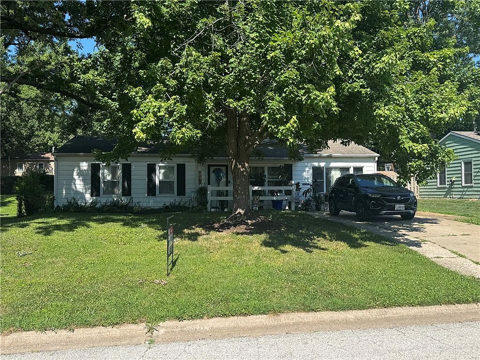 1st image of 1304 N Indian Ln