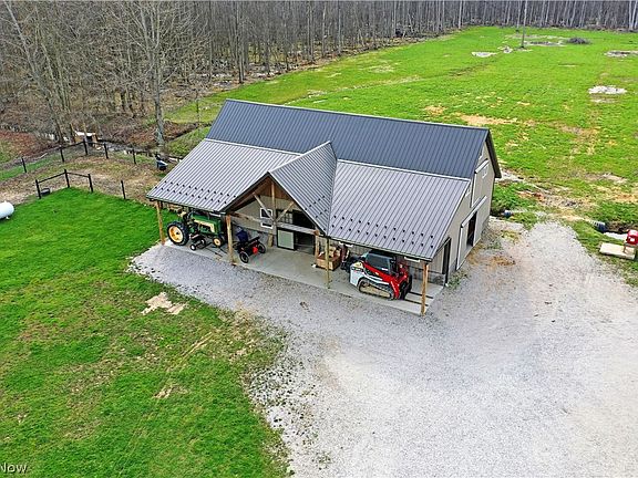 3rd image of 4429 Ireland Rd