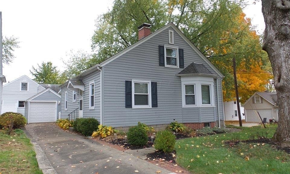 1st image of 800 N Mount Pleasant Ave