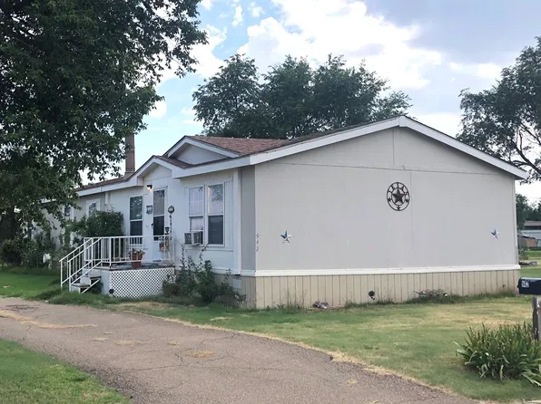 942 Gordon Ave, Pampa, TX 79065