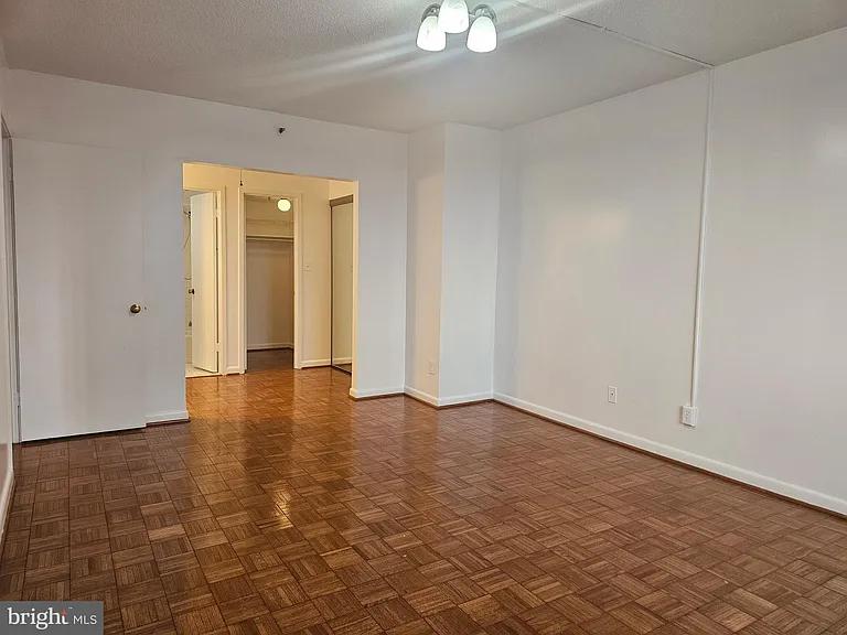3709 S George Mason Dr #710 — Photo 46