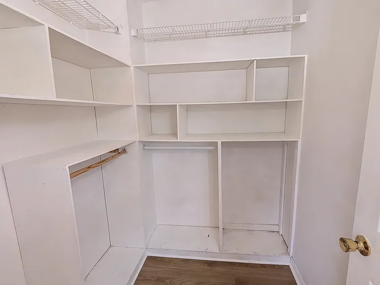 Room 3 walk-in closet