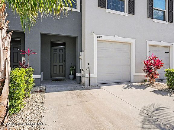 3rd image of 16180 Glowing Grove Ave
