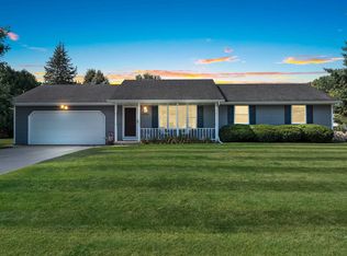 2708 Baylite Dr, Green Bay, WI 54313