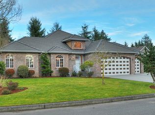 6860 Golf View Dr, Lynden, WA 98264