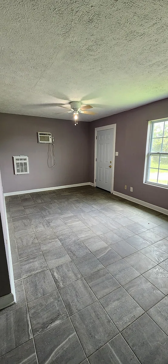 Building Photo - 2817 Wakulla Ave #2819