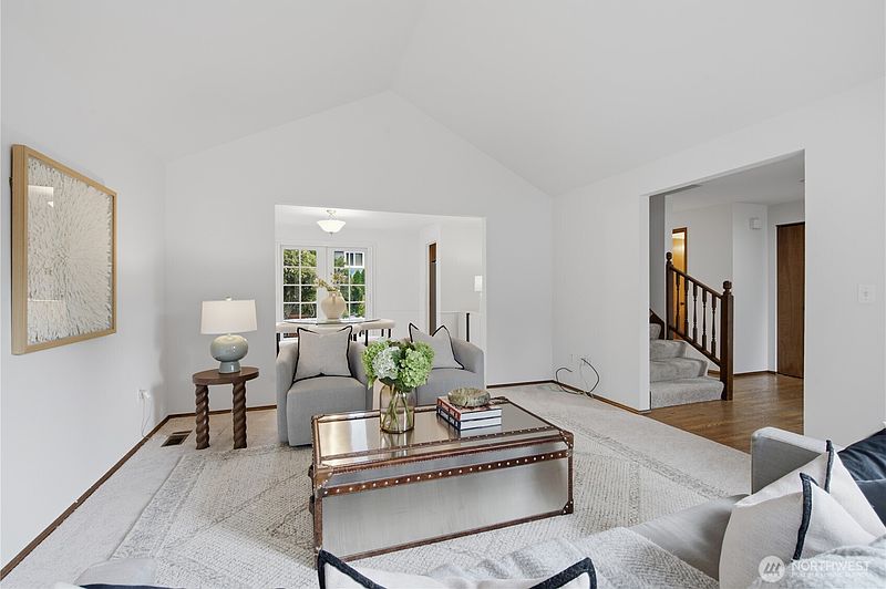 5th image of 18228 NE 109th Street
