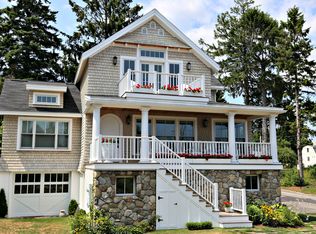 4 Fellows Ct, New Castle, NH 03854