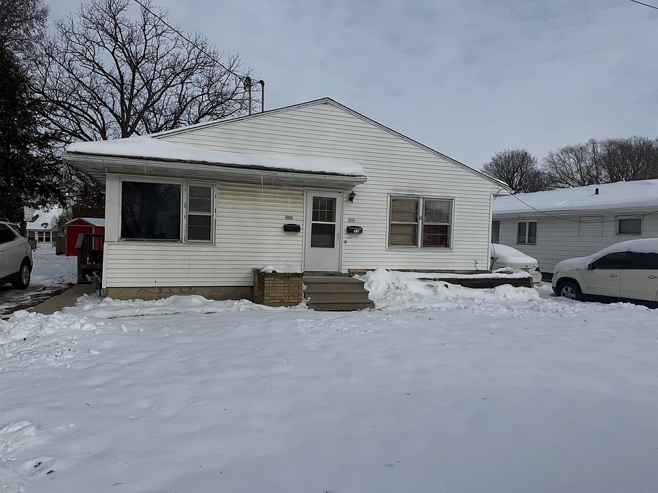1st image of 415-417 Bourland Ave