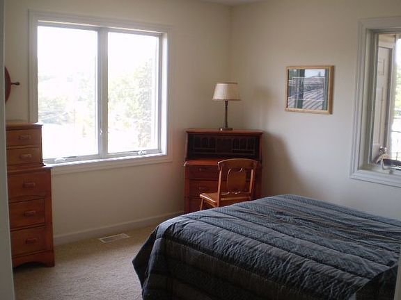 4th image of 540 W Lake St APT 9