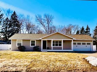 7439 Eastlane Ave, Jenison, MI