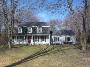 103 Countryside Dr, Chagrin Falls, OH 44022