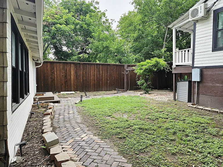 2117 Hurley Ave — Photo 25
