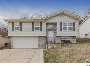 4957 Paradise Meadows Dr, Imperial, MO 63052