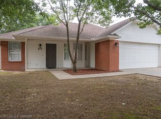 410 S Vine St, Hackett, AR 72937