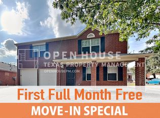 1320 Stetson Trl, Saginaw, TX 76131