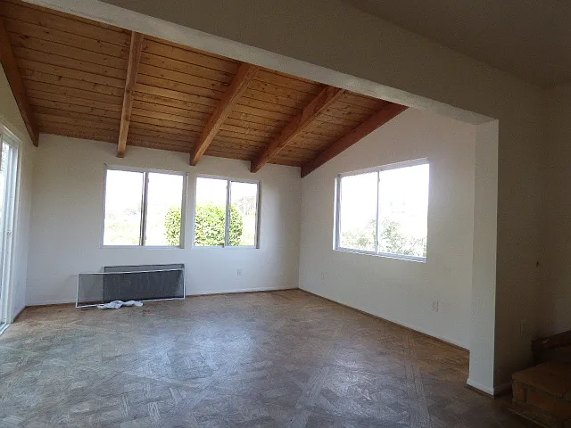 3470 Tony Dr — Photo 8