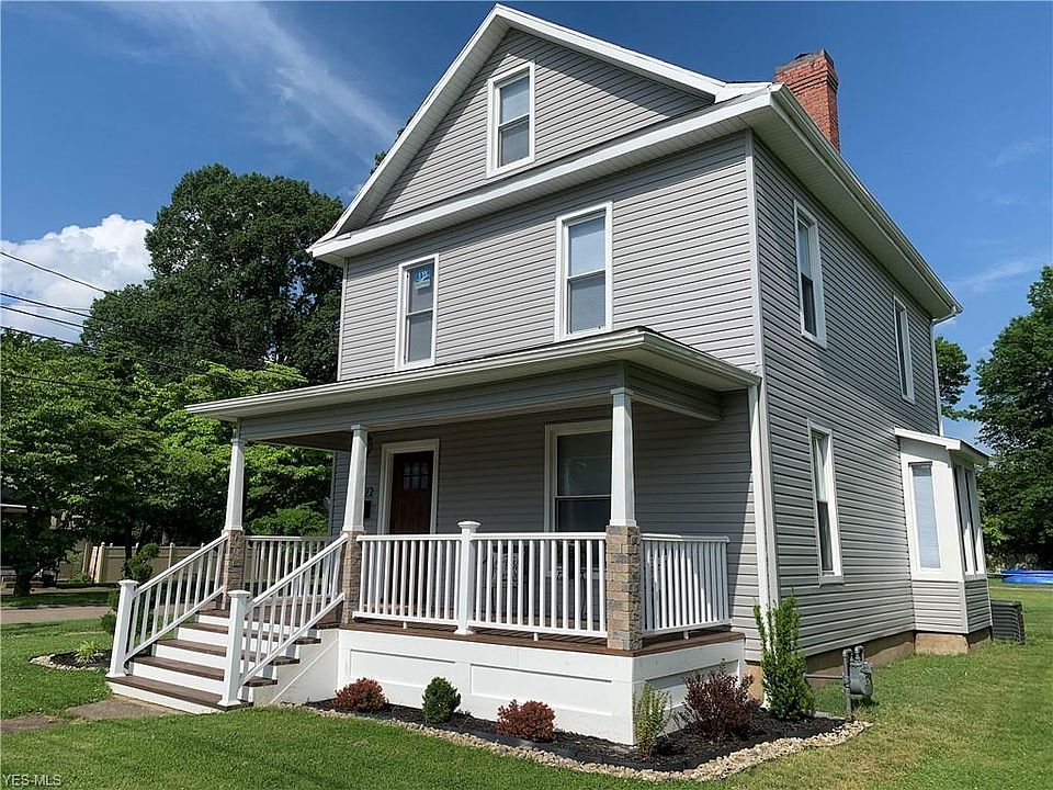 1st image of 222 Elm St