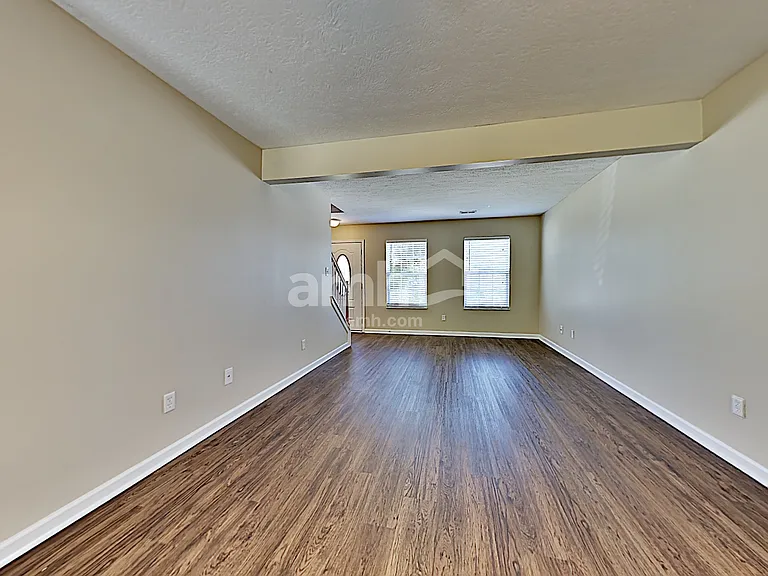 4417 Oakbank Ln — Photo 7