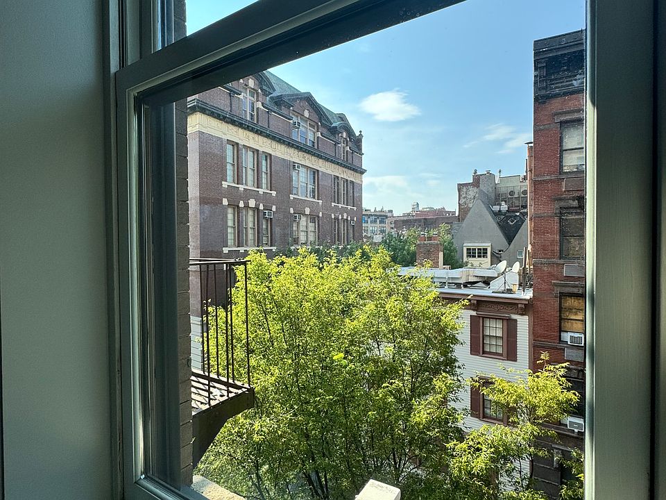 1st image of 90 Bedford St #3E
