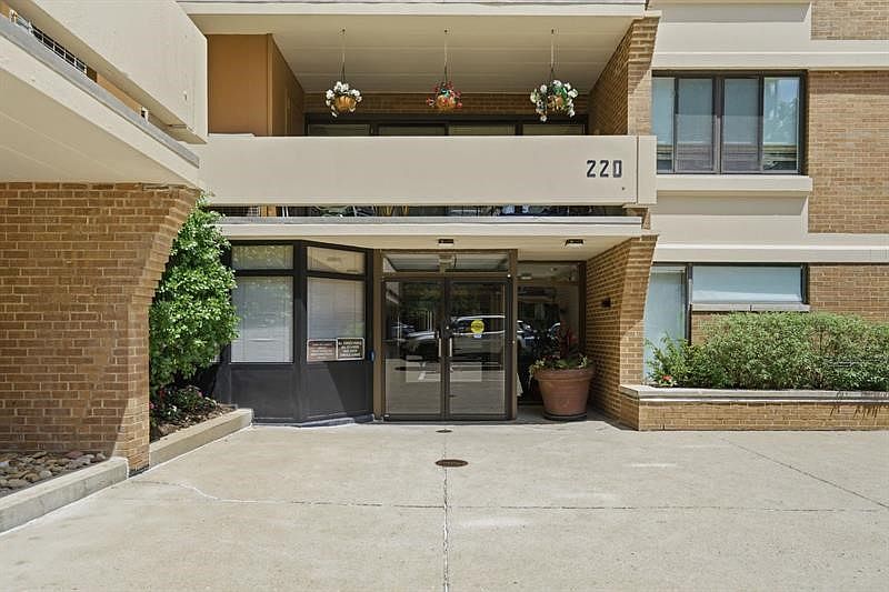 1st image of 220 N Dithridge St APT 603