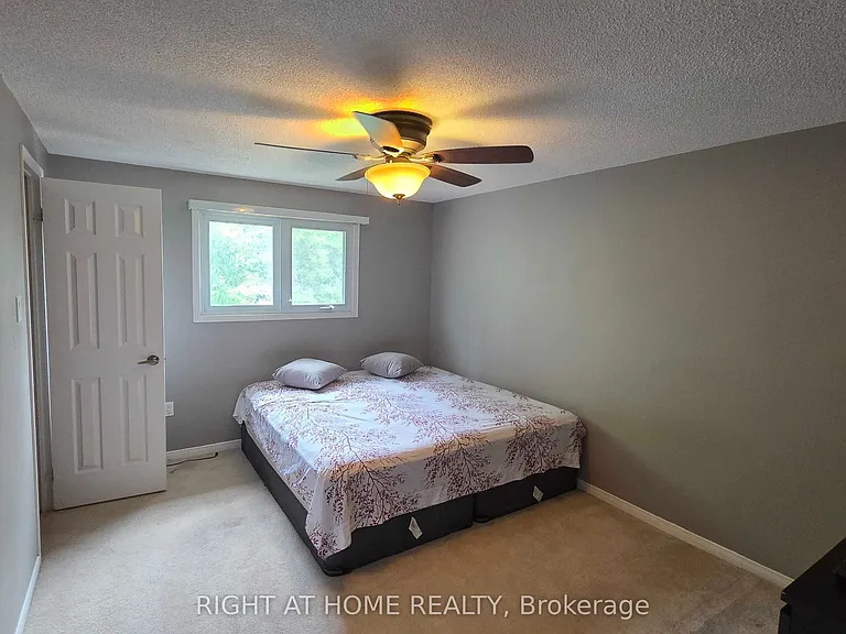 129 Heydon Ave — Photo 19