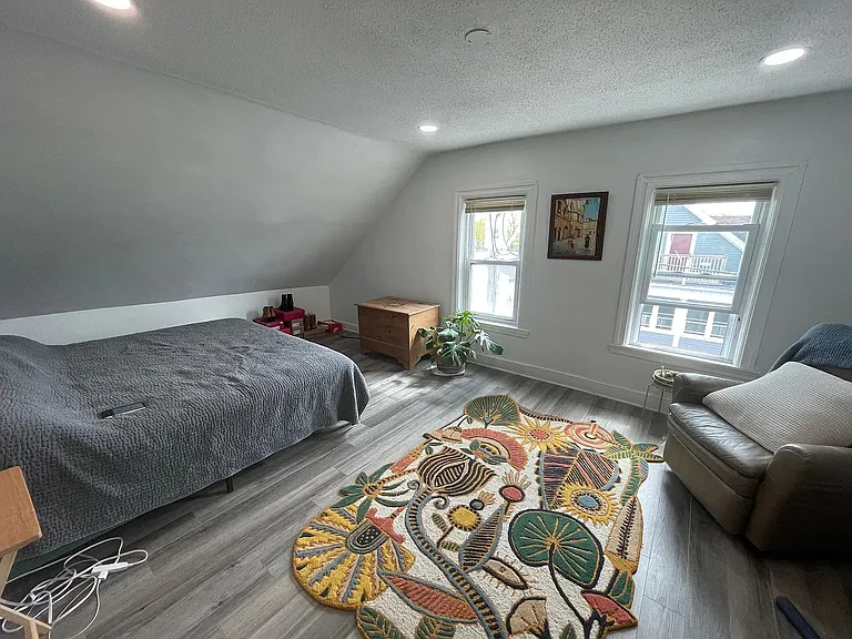119 Hanover St #3 — Photo 2