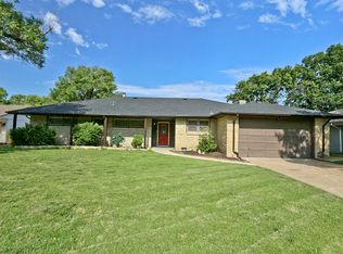 1333 N Parkwood Ln, Wichita, KS 67208