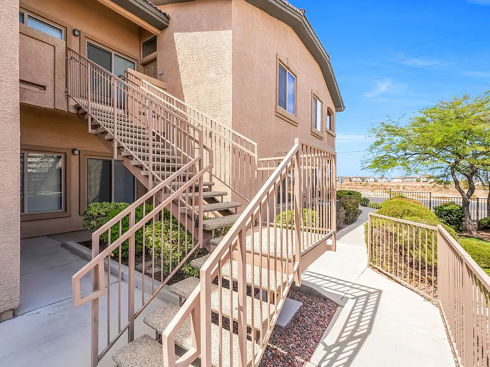 8985 S Durango Dr #1030