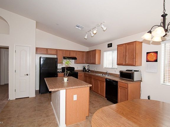 3rd image of 39532 S Diamond Bay Dr
