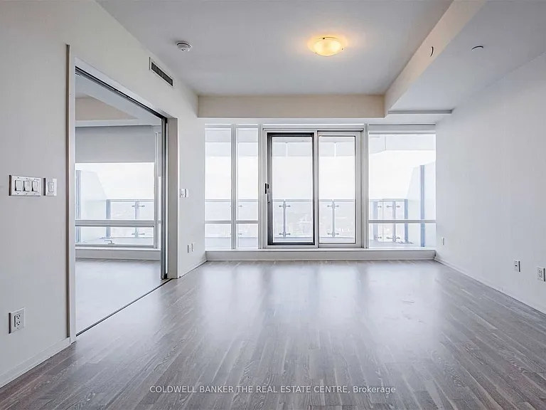 1 Bloor St E #7 — Photo 7