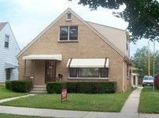 3818 S 15th St, Milwaukee, WI 53221