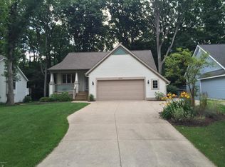 277 N Division Ave, Holland, MI