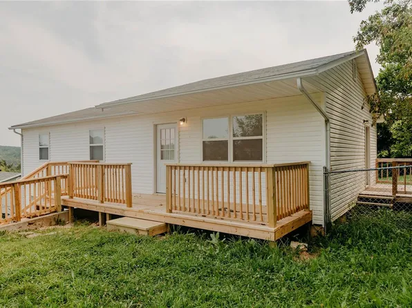 24030 Tallboy Ln, Saint Robert, MO 65584