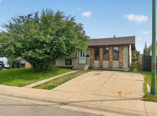 134 Ryerson Rd W, Lethbridge, AB T1K 4P1