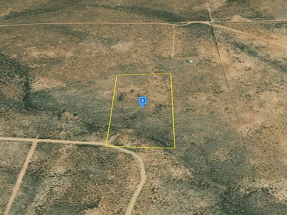 2nd image of 32 Cielo Grande Rd