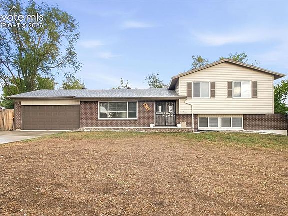 3rd image of 206 Catalina Pl