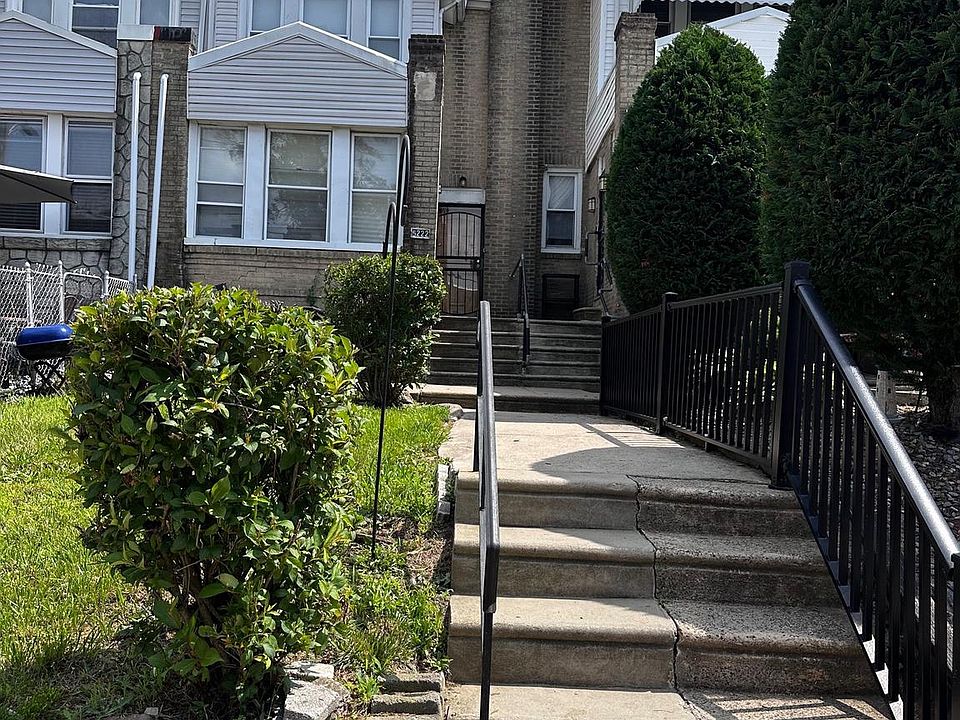 1st image of 5222 Arlington St