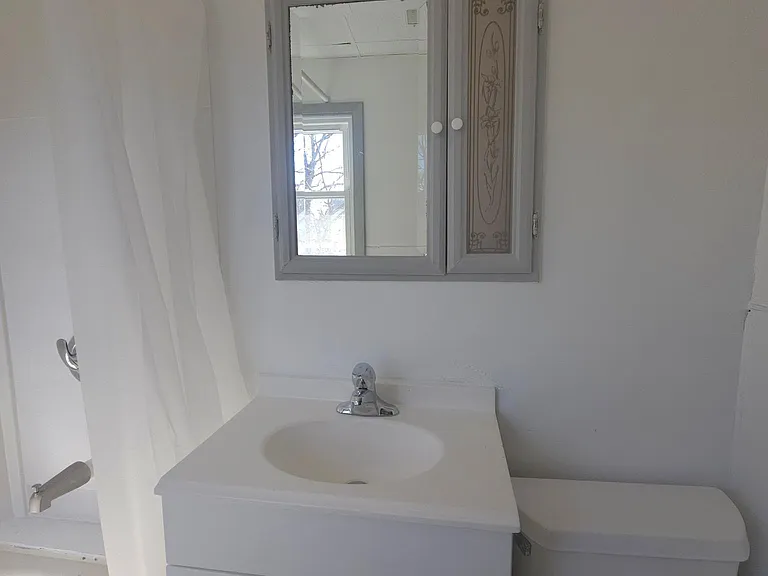 1709 Linden Ave #2 — Photo 6