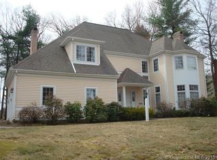 97 Pierce Blvd, Windsor, CT 06095