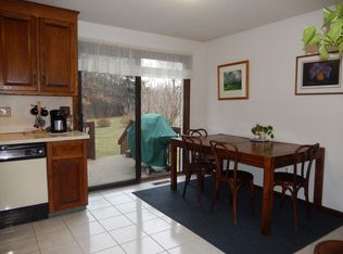 203 Oldefield Farms, Enfield, CT 06082