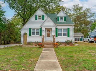 1721 W Gilbert Ave, Peoria, IL 61604