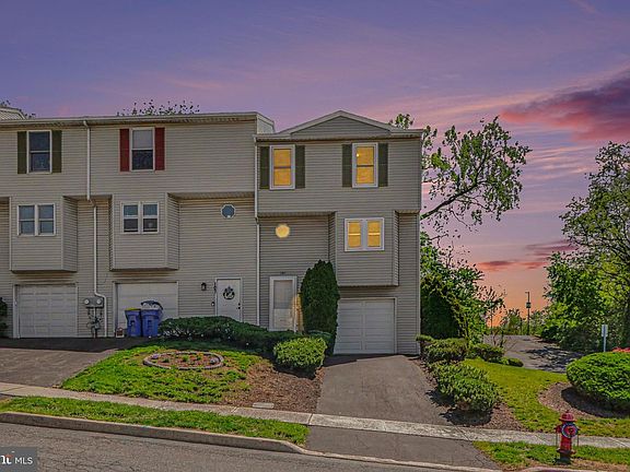 3rd image of 101 Chartwood Dr